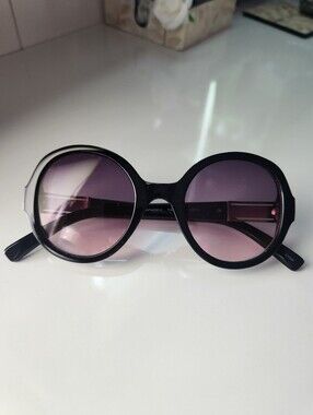 Tahari Sunglasses